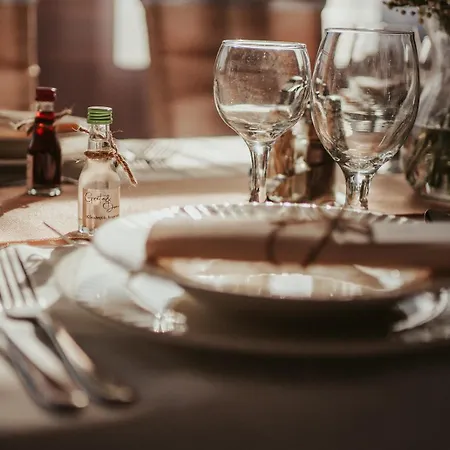 Gasthuis Csikar Csarda Es Panzio